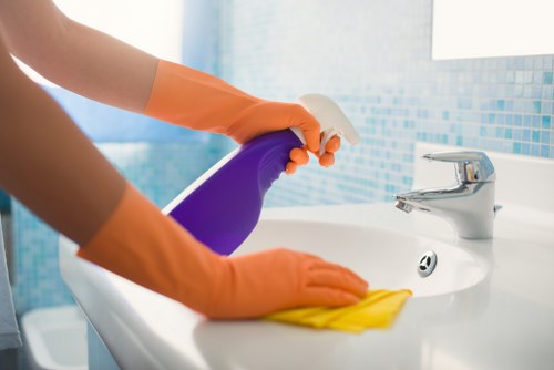 Tailored office cleaning in N2 for small businesses, shared offices, and professional spaces