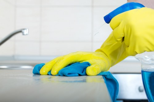 Out-of-hours business cleaning service for offices and mixed-use buildings in N2